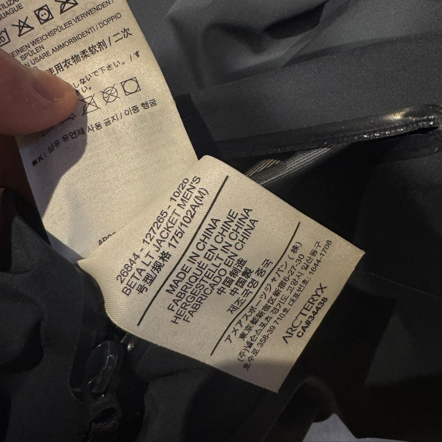 Arcteryx Beta LT Black Sapphire Men’s Medium RRP £550