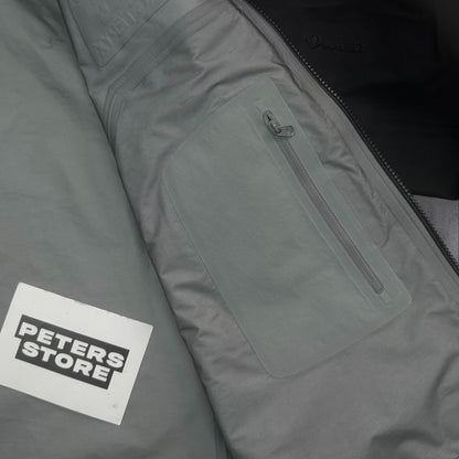 Arc black beta 2023 Goretex jacket men’s medium - sold
