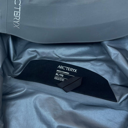 Arc’teryx Beta SL Jacket XL Void Colourway BNWT RRP £450