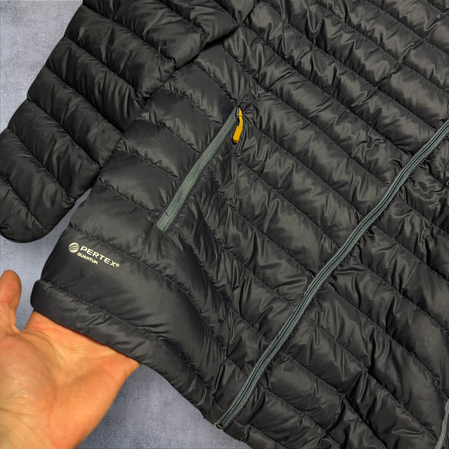 RAB Pertex Quantum Insulated Puffer Jacket Large RRP £260