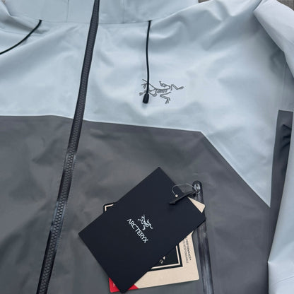 Arcteryx Beta AR Solitude Void Extra Large Brand New With Tags RRP £650