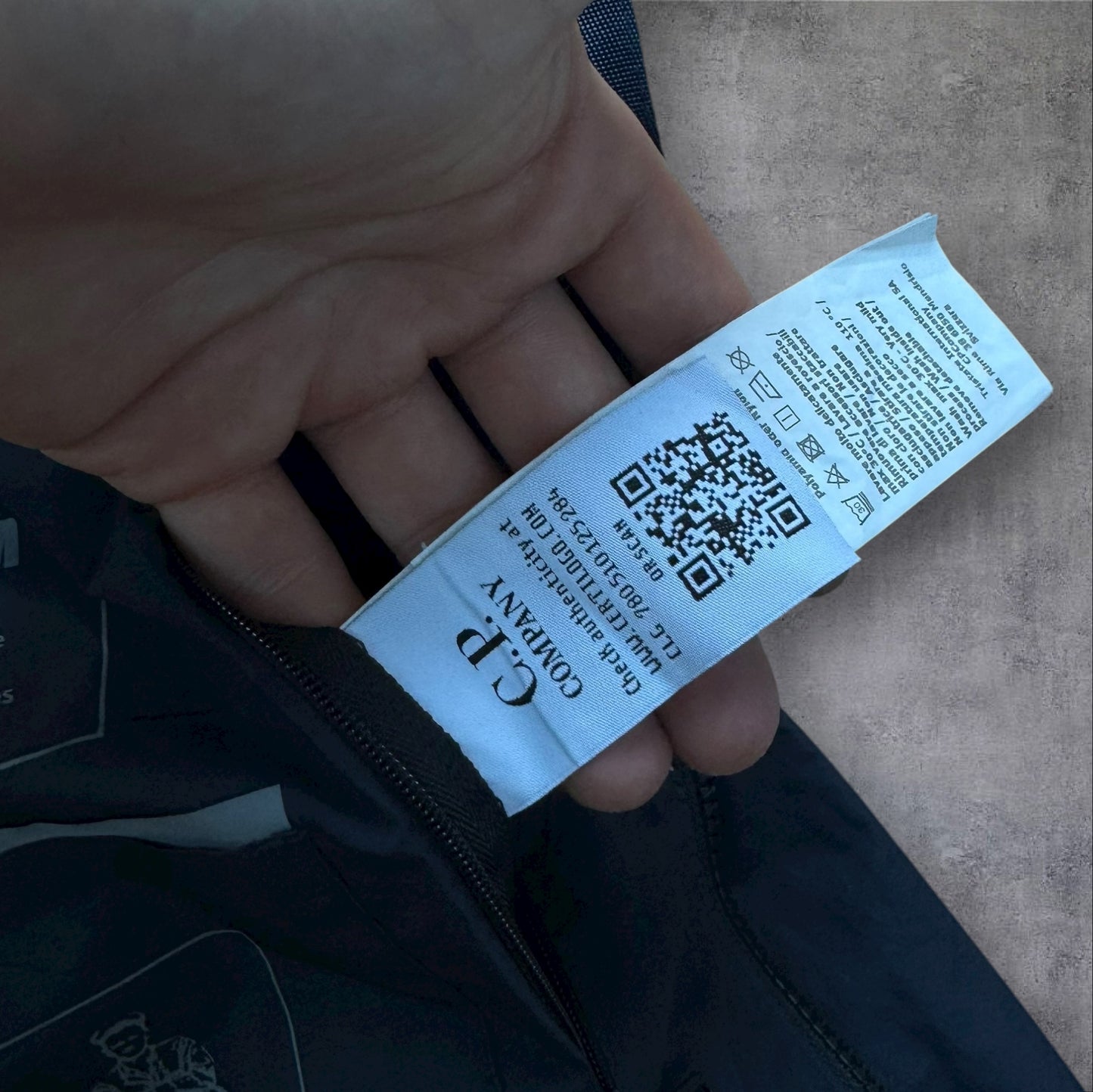 CP Company Goggle Micro-M Jacket – Large RRP £425+