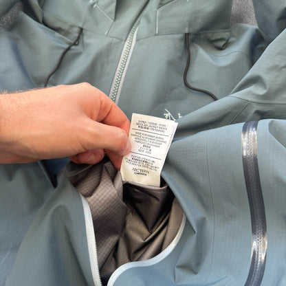 Arc'teryx Beta AR Men's Medium RRP £650