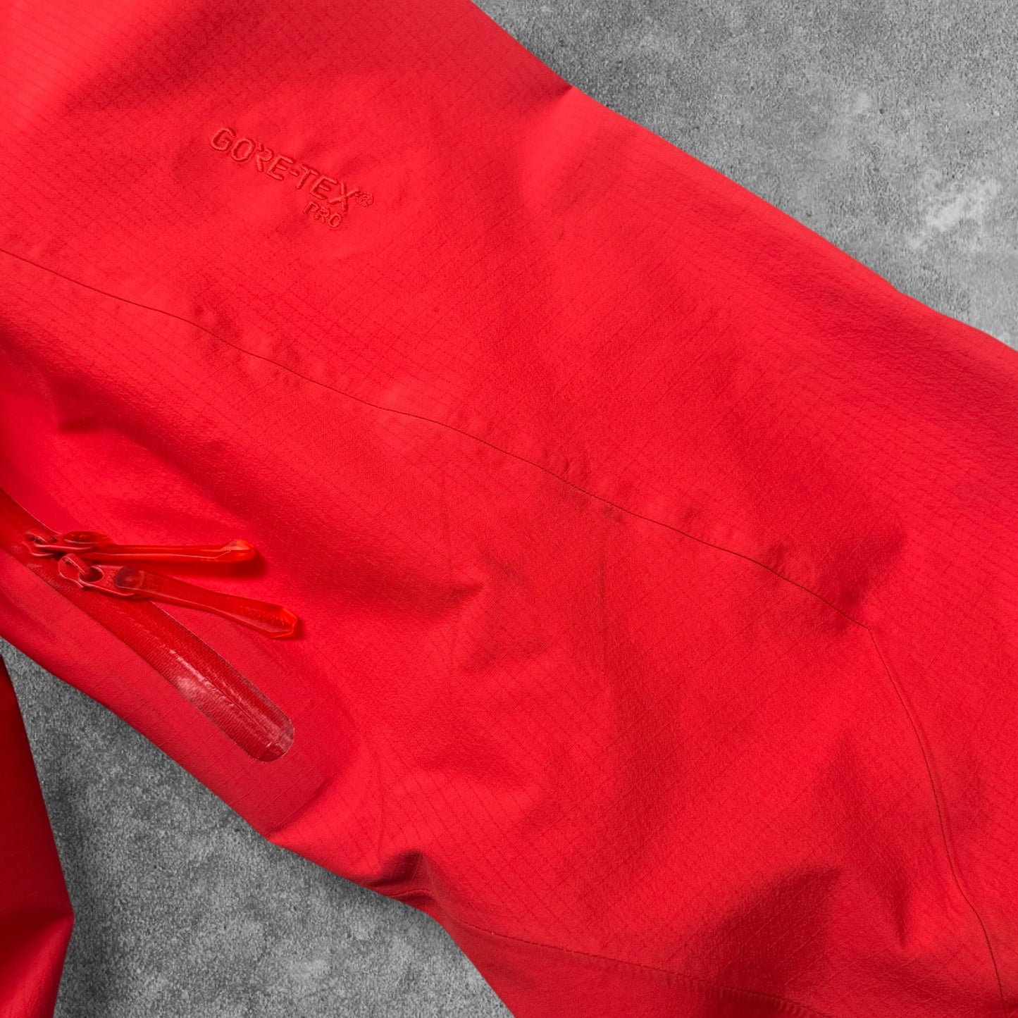 Arc'teryx Beta AR Gore-Tex Jacket Size XL RRP £650