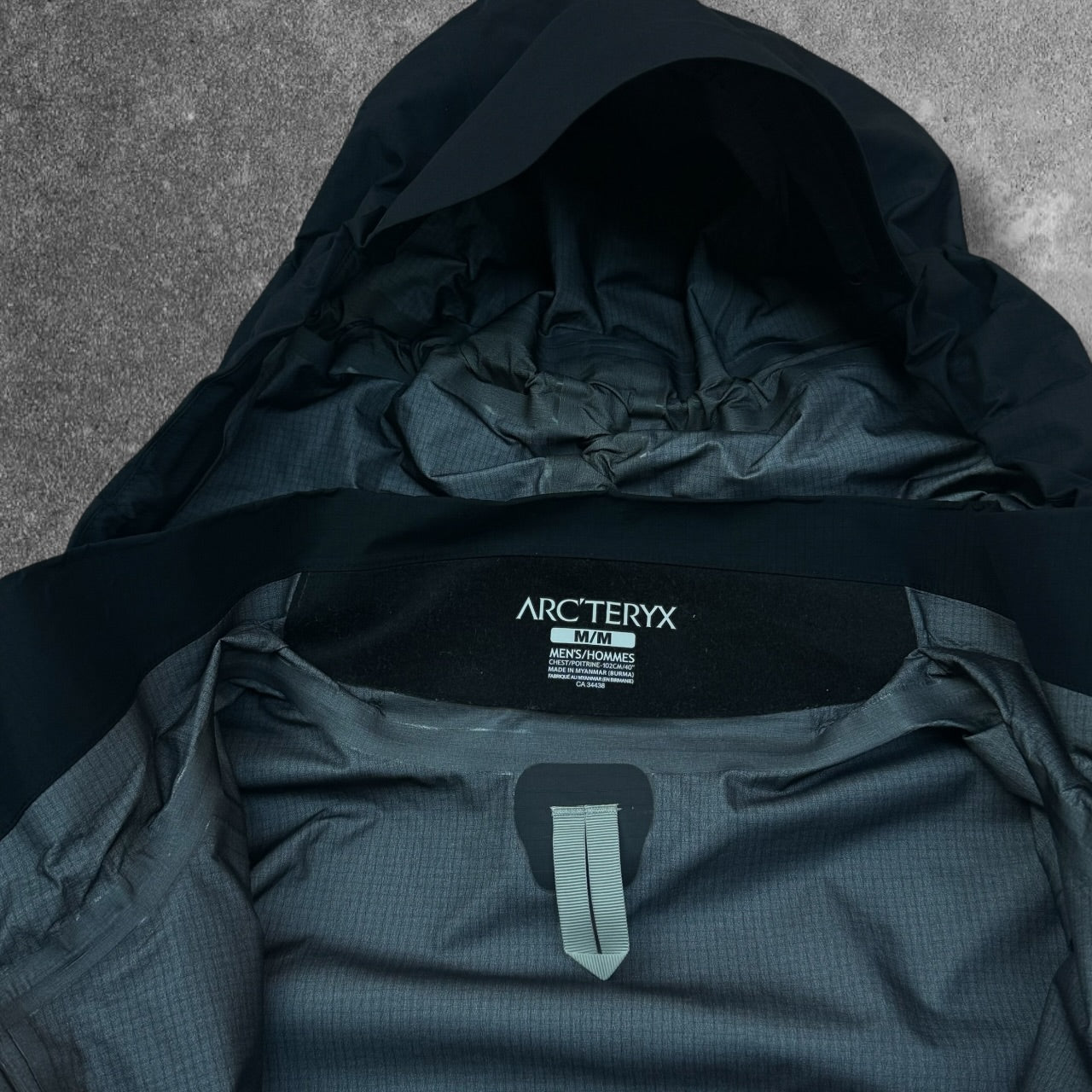 Arc'teryx Theta AR Gore-Tex Pro Medium Black Jacket RRP £650