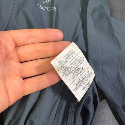 Arc’teryx Lightweight Zip Up Jacket Medium RRP £220