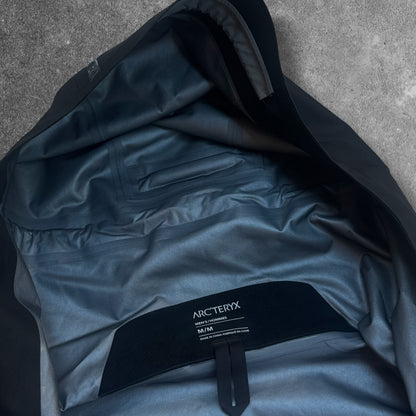 Arc'teryx Beta Medium Black 2024 Brand New With Tags RRP £400