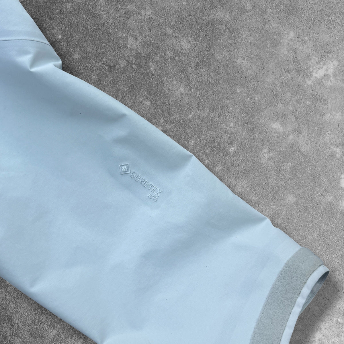 Arc'teryx Beta AR Gore-Tex Pro XL Void 2025 RRP £650