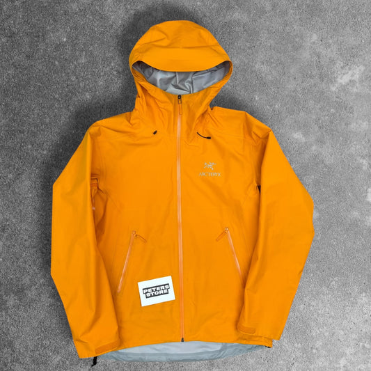 Arc'teryx Beta LT Gore-Tex Jacket Large RRP £550