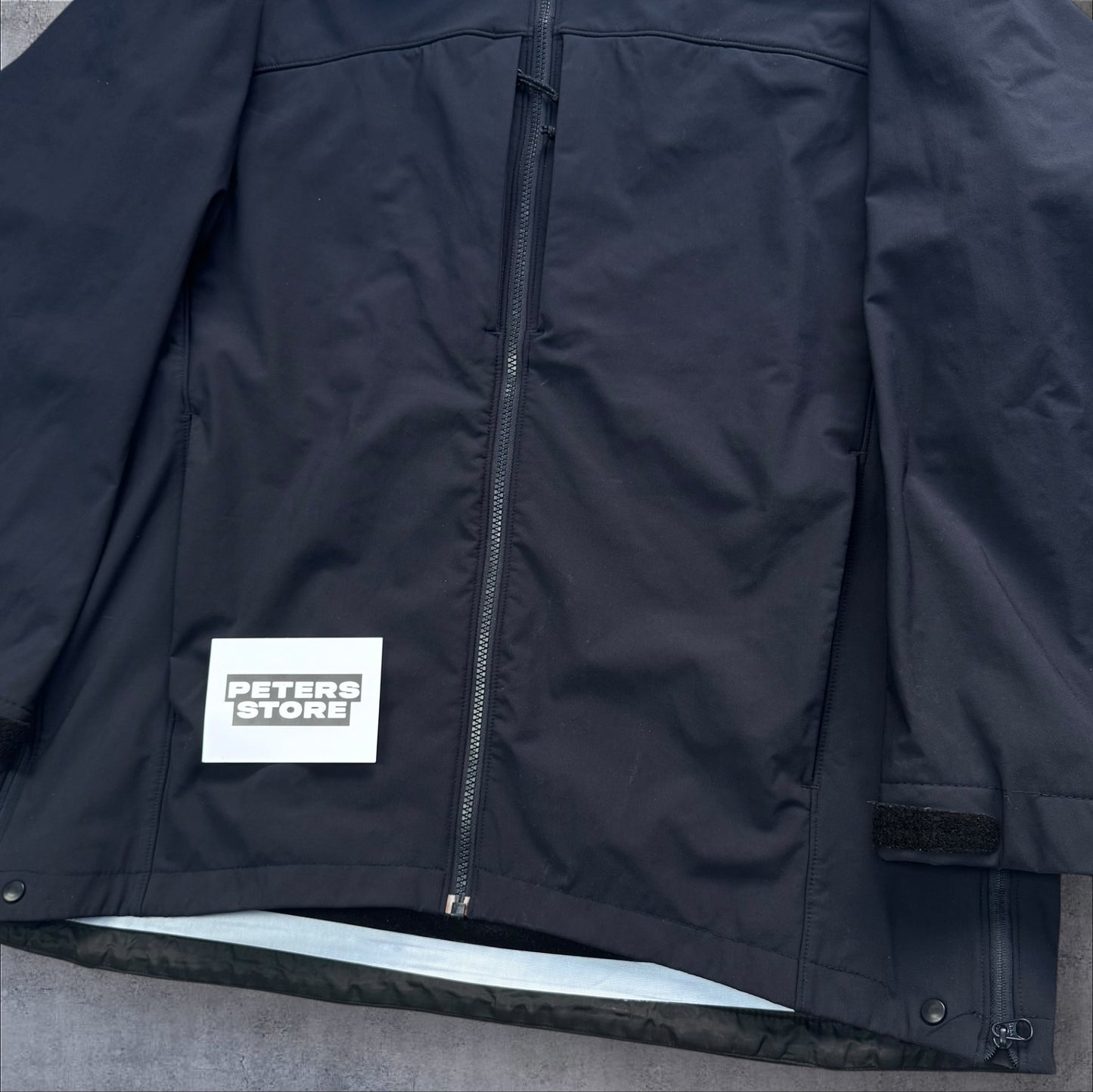 Arcteryx LEAF Fleece Lined Softshell Large RRP £300