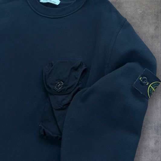Stone Island Black Sweater with Front Pocket – Large RRP £325+