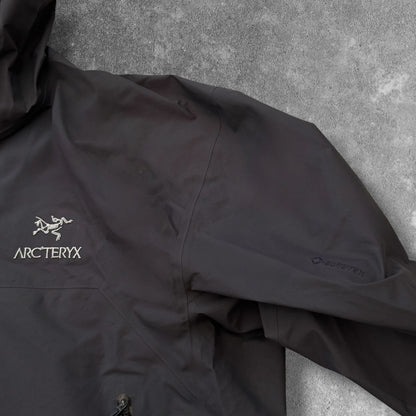 Arc'teryx Beta Men's XXL Black Sapphire Gore-Tex RRP £400