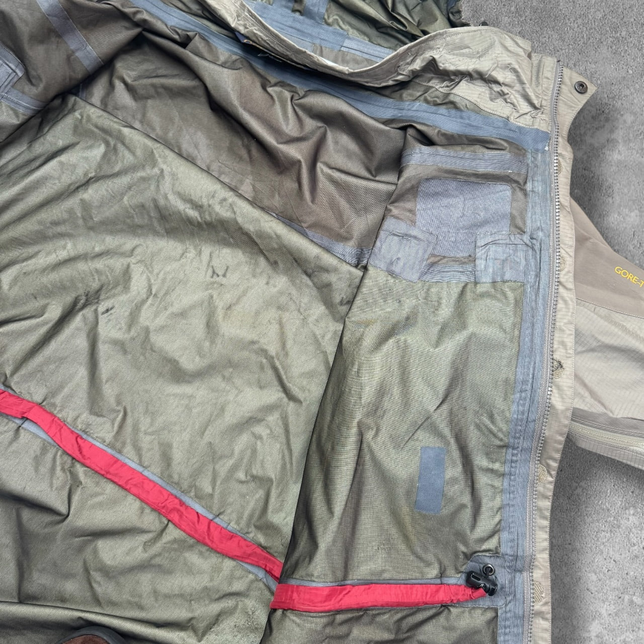 Arc'teryx Vintage Theta SV Gore-Tex Jacket Large RRP £700