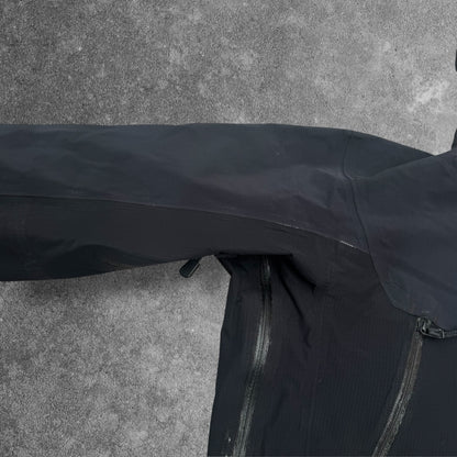 Arc'teryx Theta SV Gore-Tex Jacket Large RRP £700