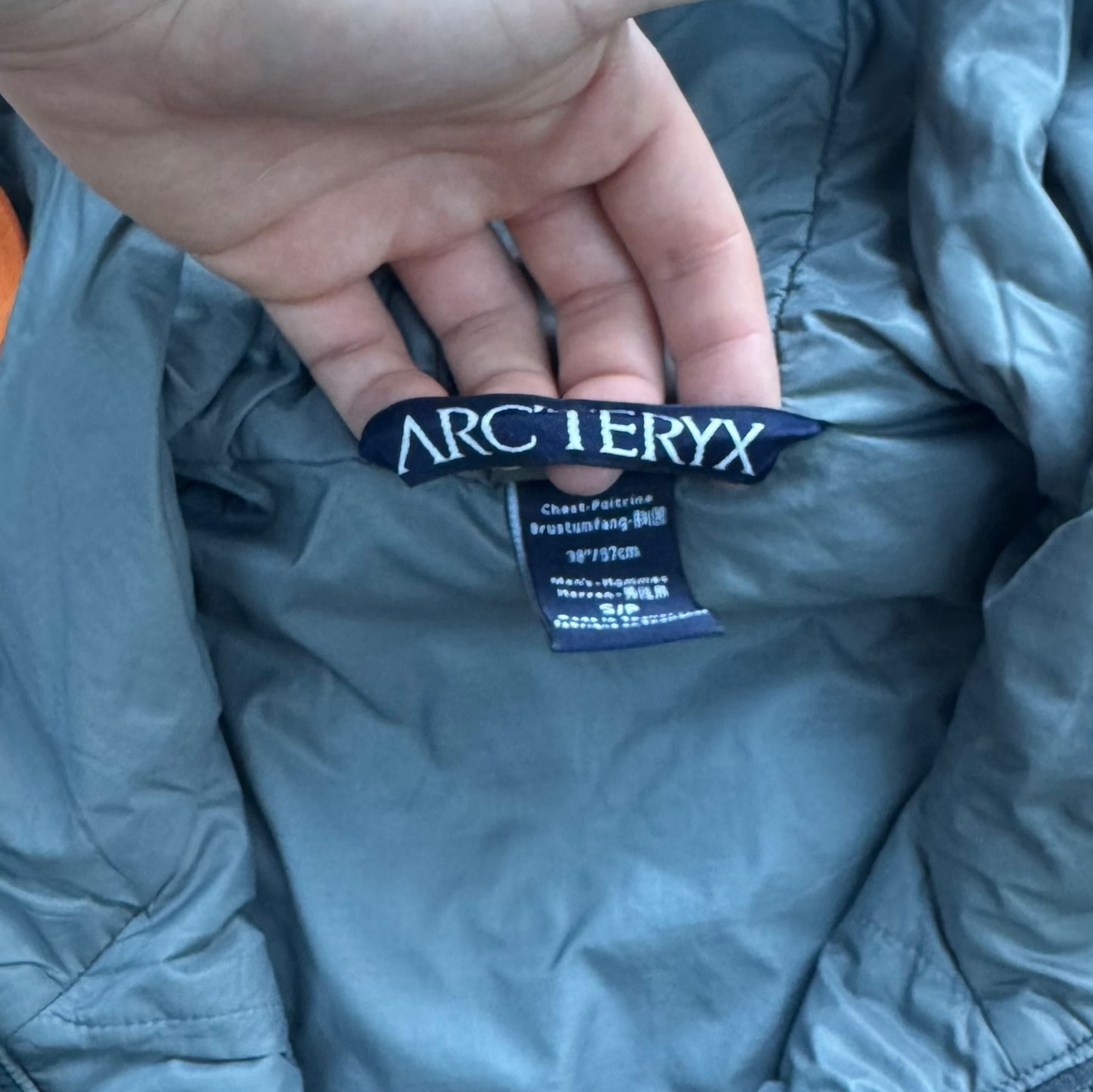 Vintage Arc’teryx Atom LT Jacket RRP £280