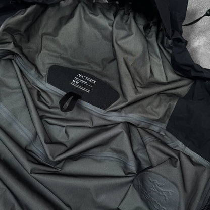 Arc'teryx Beta LT Gore-Tex Jacket Men's Medium RRP £550