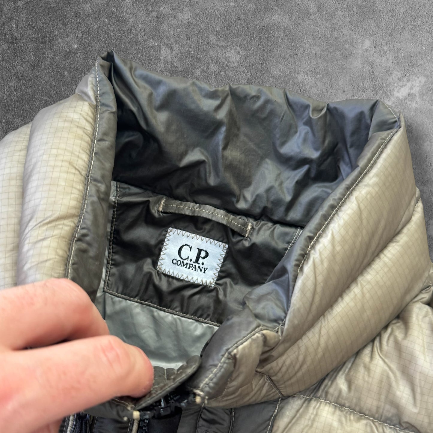CP Company Down Jacket Men's Large Beige Mint Condition RRP £650