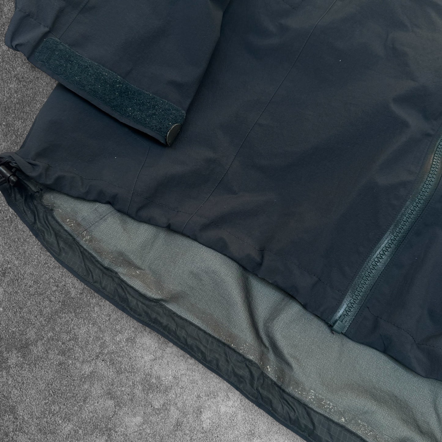 Arc'teryx Theta SV Gore-Tex Jacket Size Large RRP £700