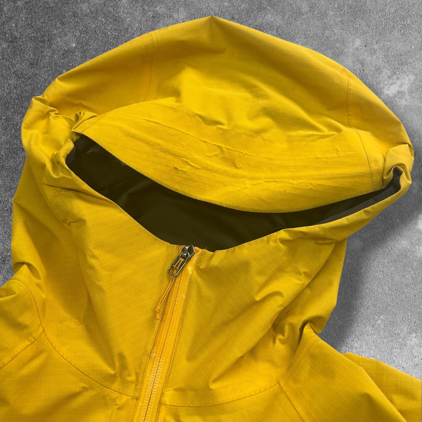 Arc'teryx Beta Gore-Tex Jacket Women's Medium RRP £550