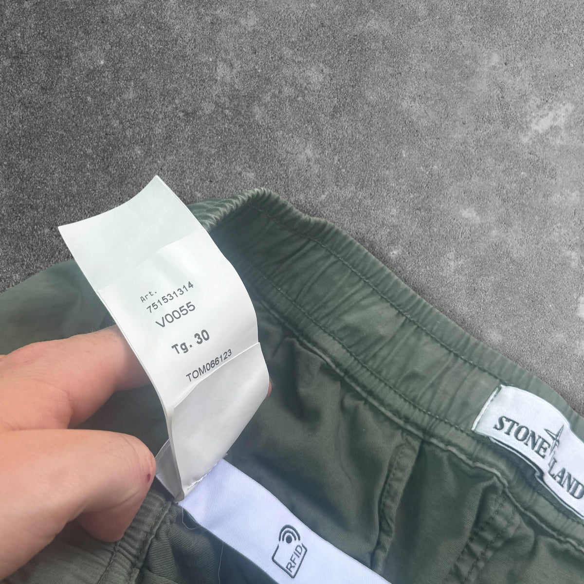 Stone Island Cargos W30 Khaki Colour Code V0055 RRP £350