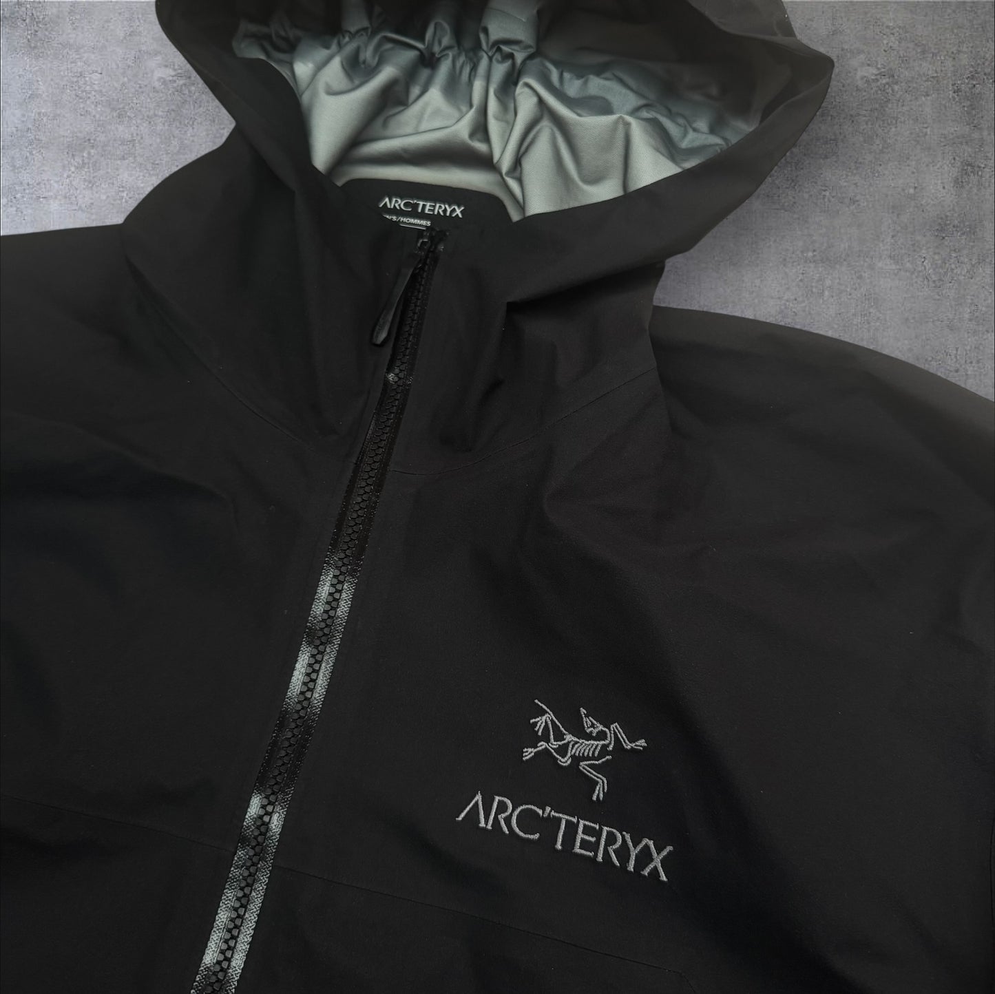 Arc black beta 2023 Goretex jacket men’s medium - sold