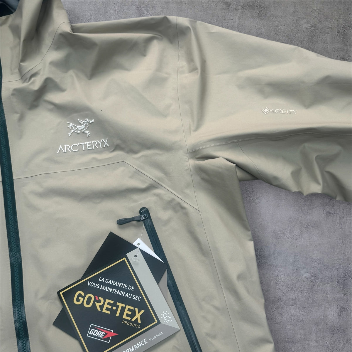 Arc'teryx Beta Gore-Tex Jacket Large Wicker RRP £400