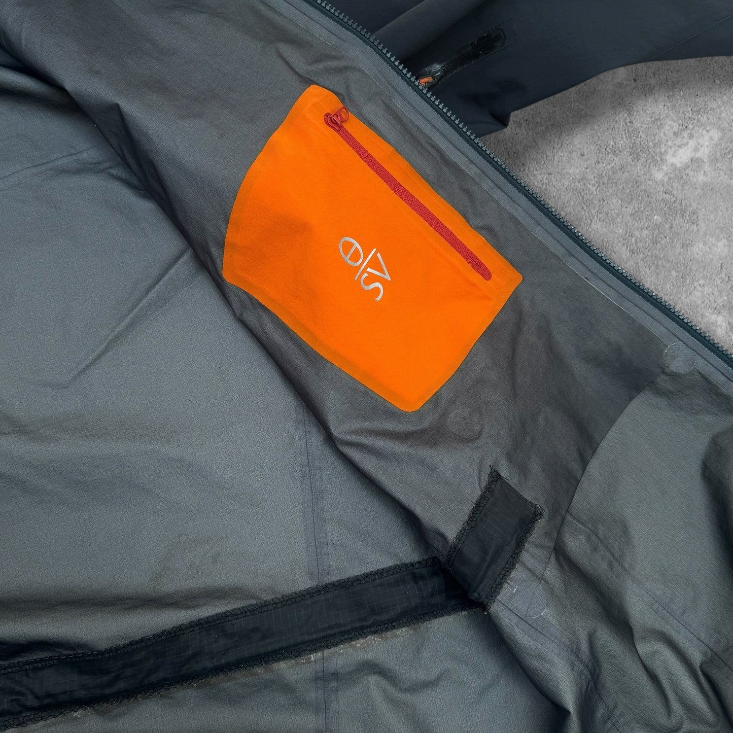 Arc'teryx Theta SV Gore-Tex Jacket Size Large RRP £700