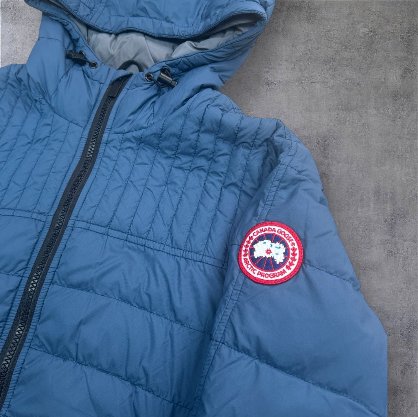 Canada Goose Cabri Hooded Puffer Jacket Men’s Small Blue RRP £850