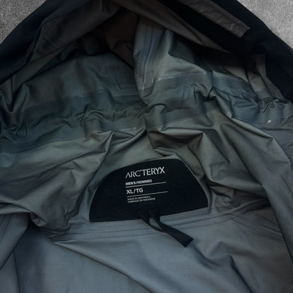 Arc'teryx Beta Gore-Tex Jacket XL RRP £400