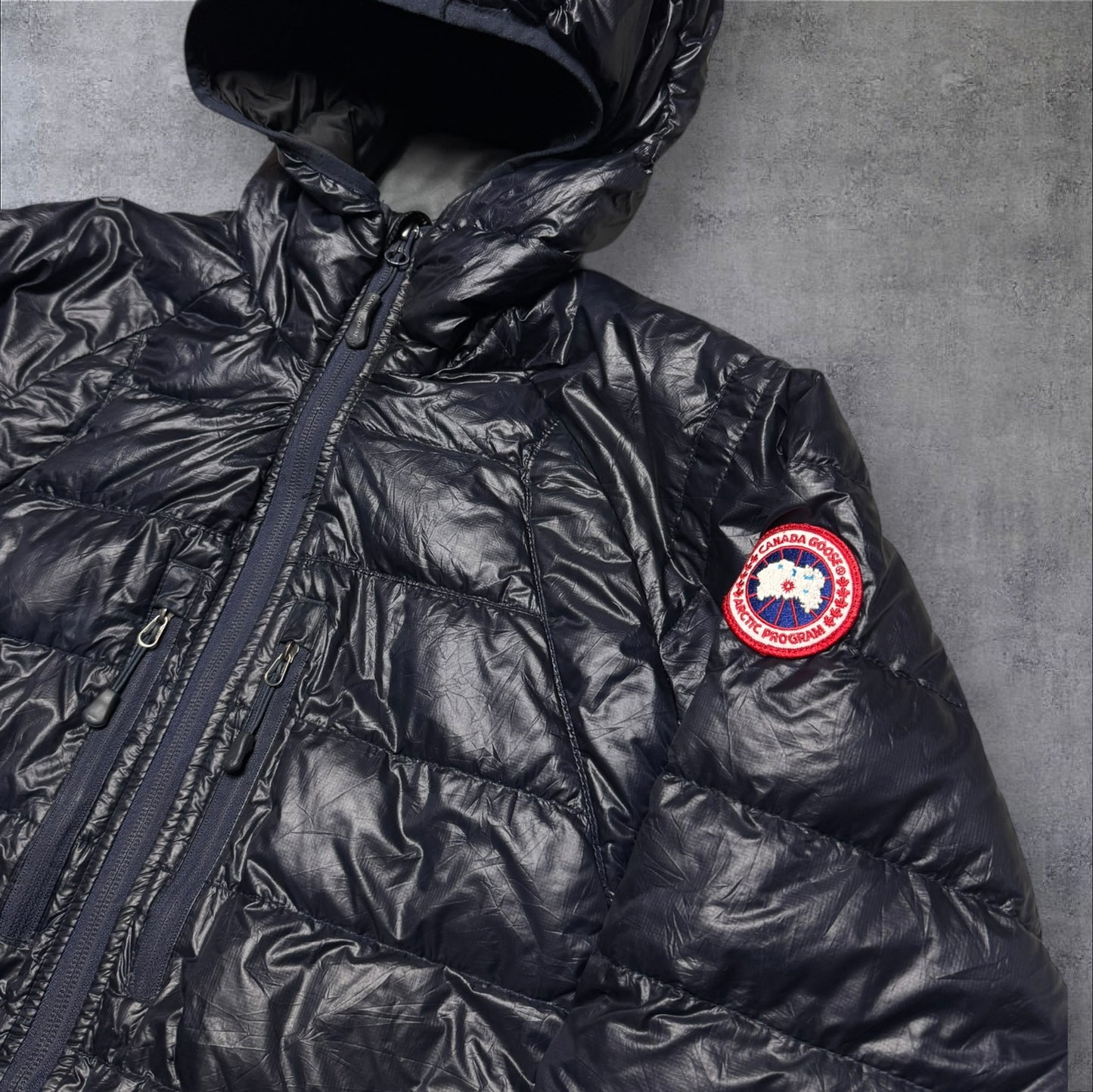Canada Goose Hybridge Lite Puffer Jacket Navy RRP £595