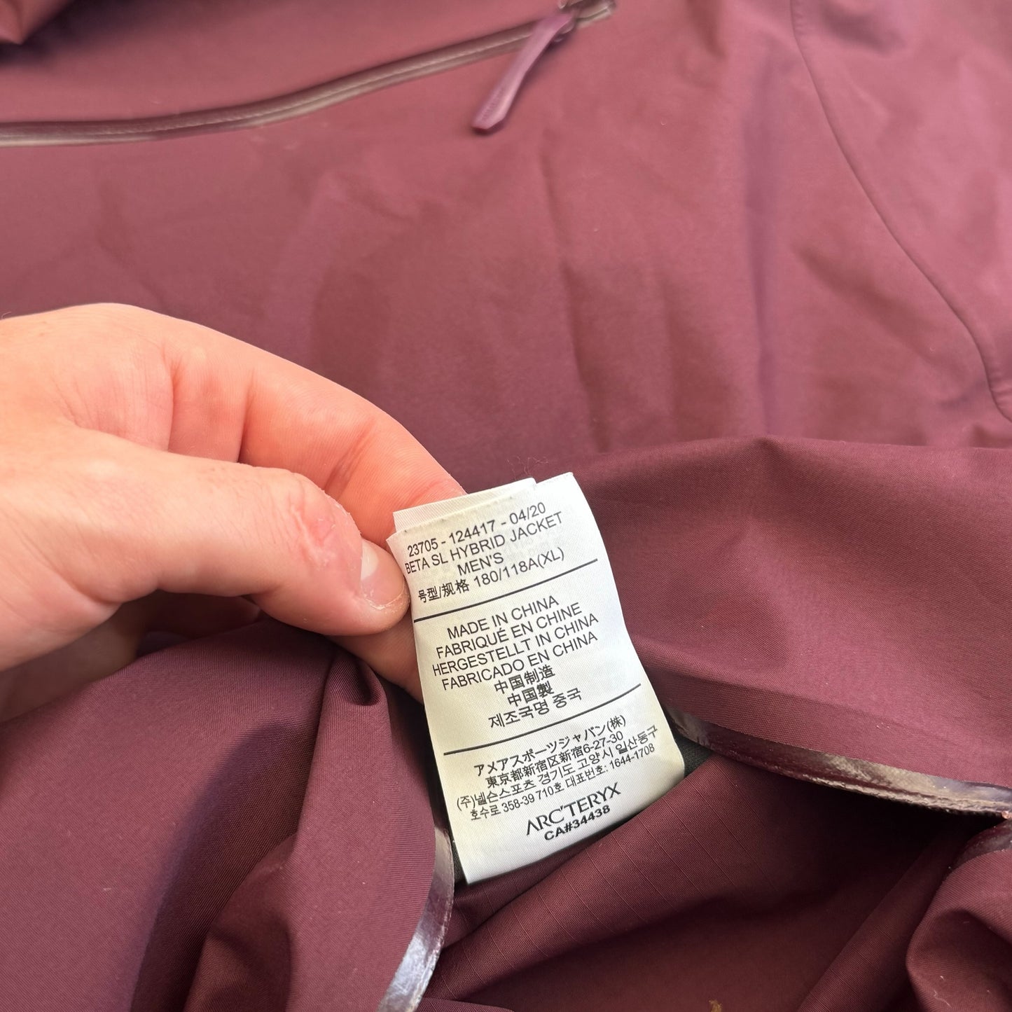 Arc'teryx Beta SL Hybrid Gore-Tex Burgundy Jacket Size XL RRP £500