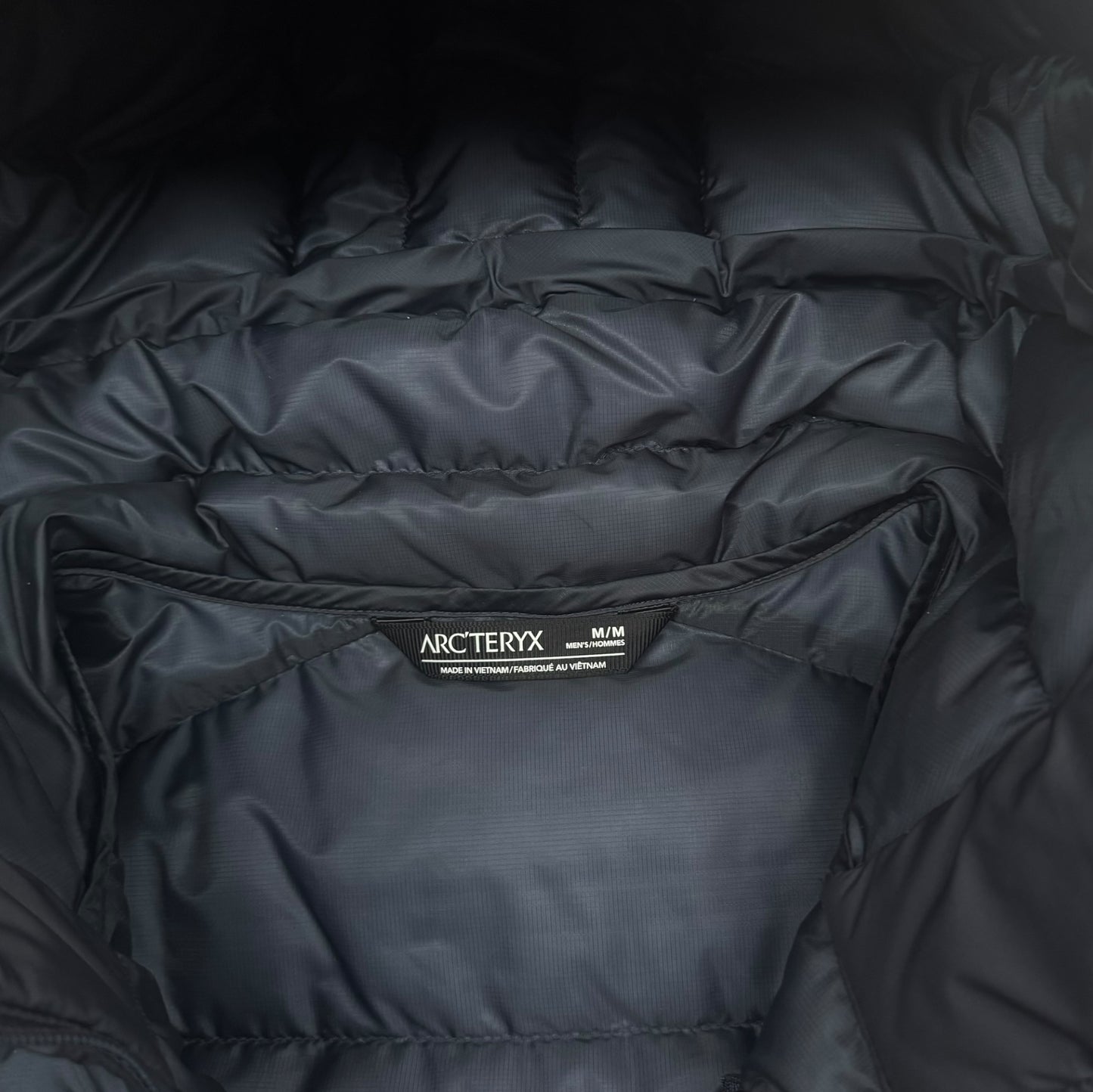 Arc’teryx Cerium Hoody Puffer Jacket Navy Medium 2023 RRP £350