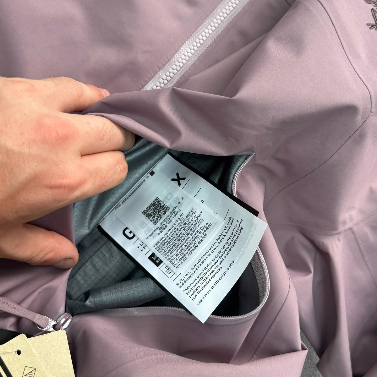 Arc'teryx Beta Gore-Tex Jacket Men's XL Interstellar Brand New With Tags RRP £350
