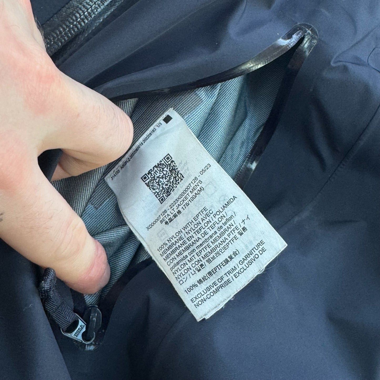 Arc'teryx Beta Gore-Tex Jacket Size Medium RRP £350