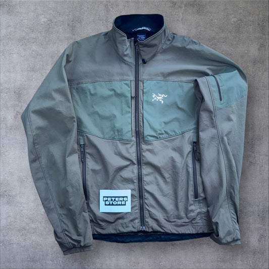 Vintage Arc’teryx Gamma MX Fleece Lined Softshell RRP £300