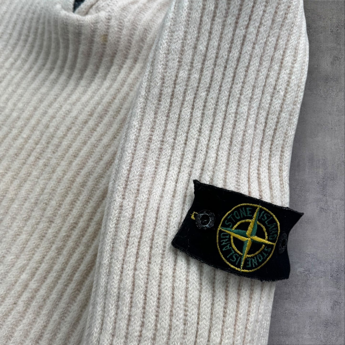 Stone Island Early 2000s Knit Size Small RRP £300