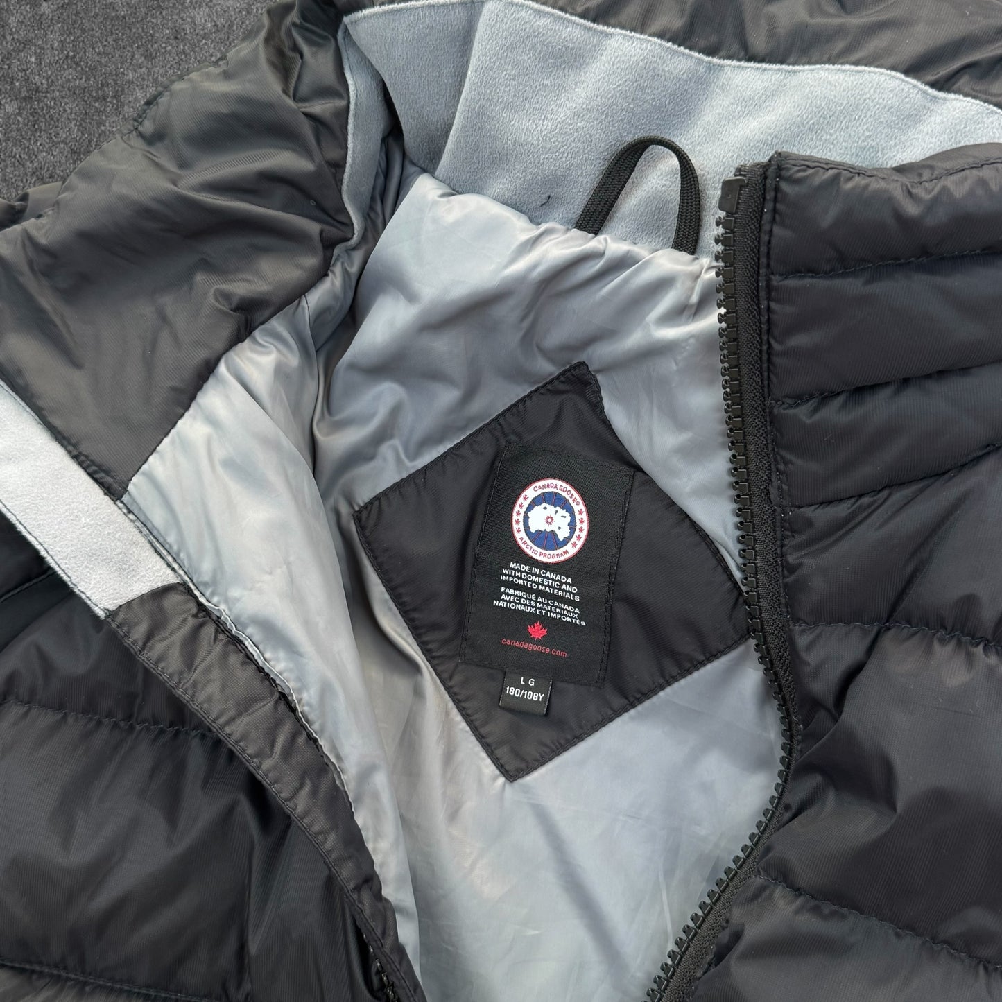 Canada Goose Hybridge Base Jacket Size Large RRP £850