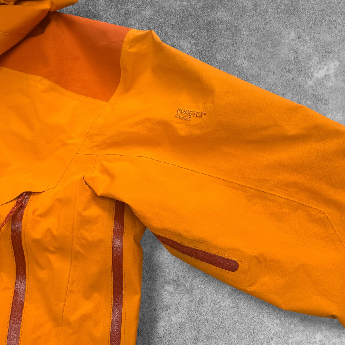 Vintage Arc'teryx Beta AR Large Blaze Gore-Tex Pro RRP £650