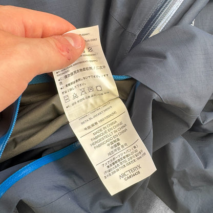Arc'teryx Beta SL Gore-Tex Navy Jacket Size Medium RRP £550