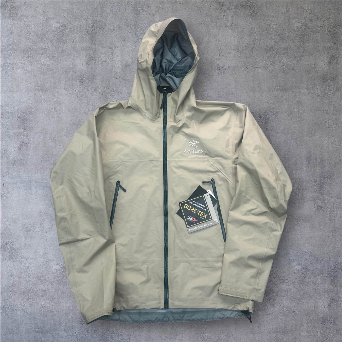 Arc'teryx Beta Gore-Tex Jacket Large Wicker RRP £400