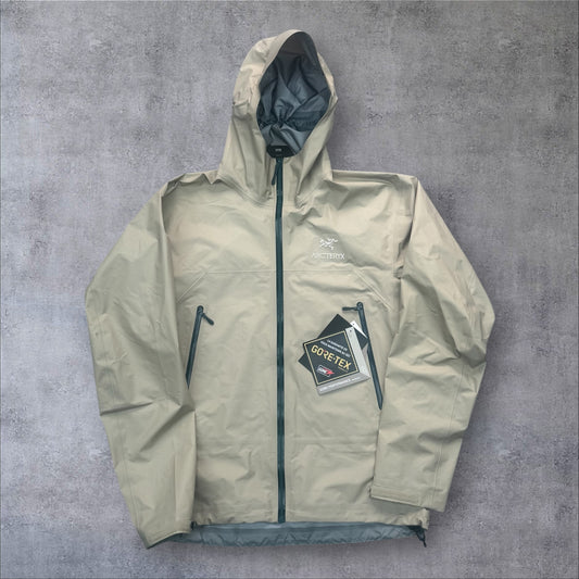 Arc'teryx Beta Gore-Tex Jacket Large Wicker RRP £400