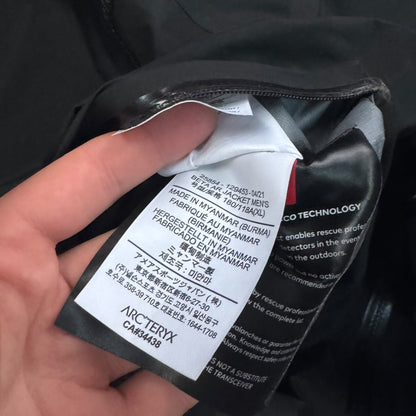 Arcteryx Beta AR Black Mens Extra Large Goretex Pro RRP £500