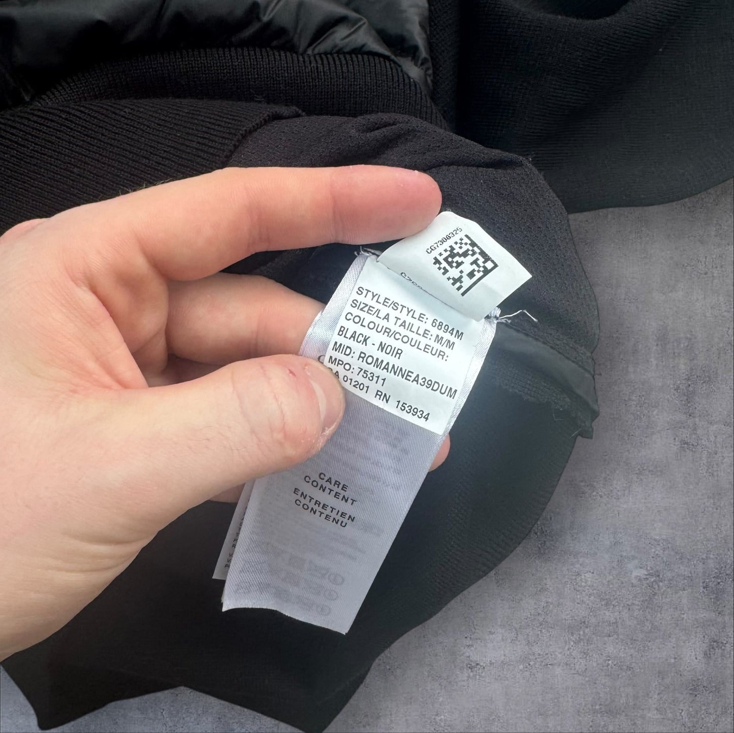 Canada Goose Pull Over Hybrid Knit Size Medium RRP £650