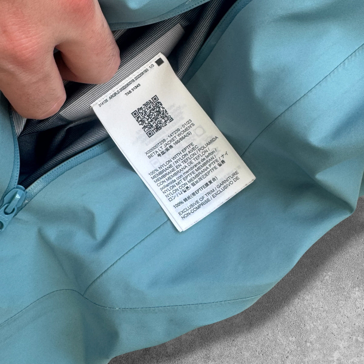 Arc'teryx Women's Beta LT Small RRP £550