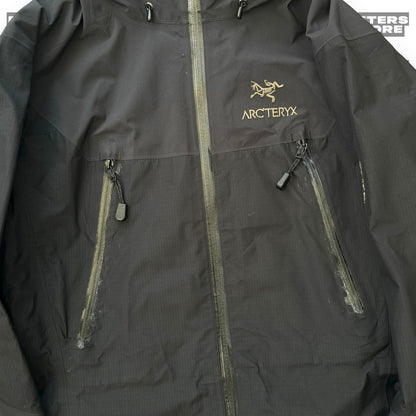 Vintage Arcteryx Beta LT Black Goretex jacket