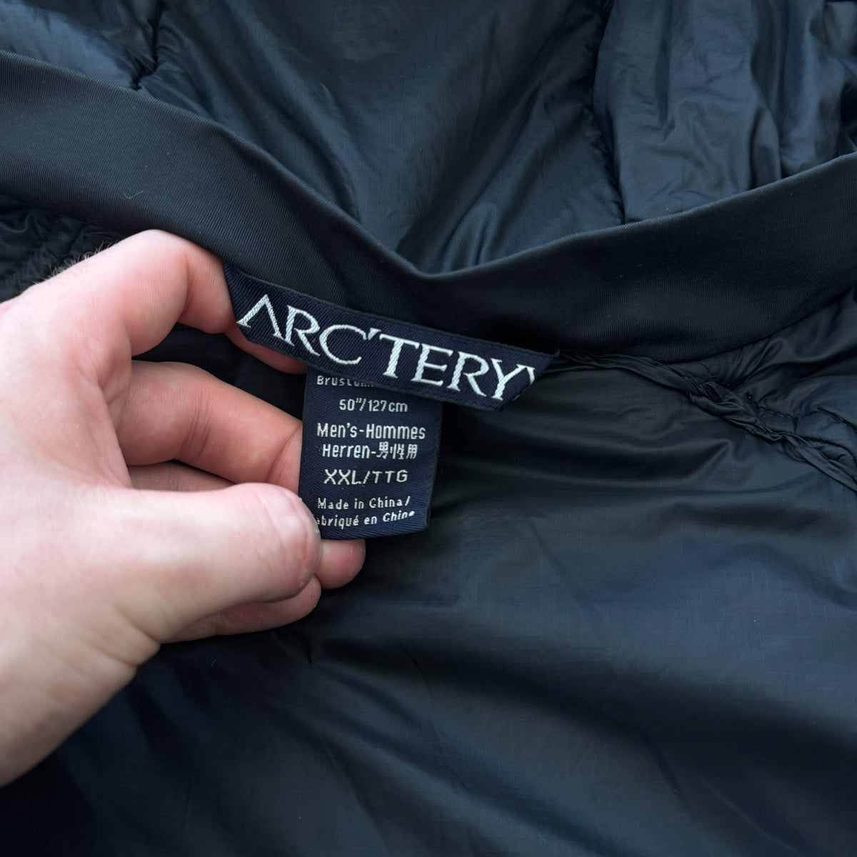 Arc'teryx hoody neck label