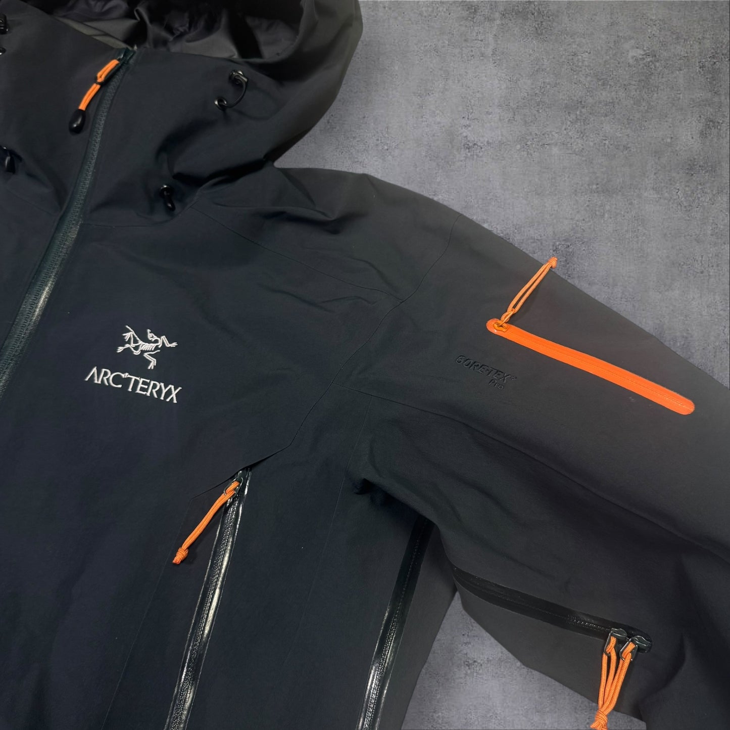 Arcteryx Theta SV Jacket Mens Goretex Pro Large RRP £650