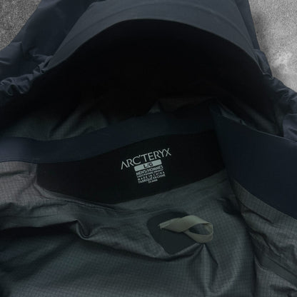 Arc'teryx Beta AR Gore-Tex Pro Men's Large Navy RRP £650
