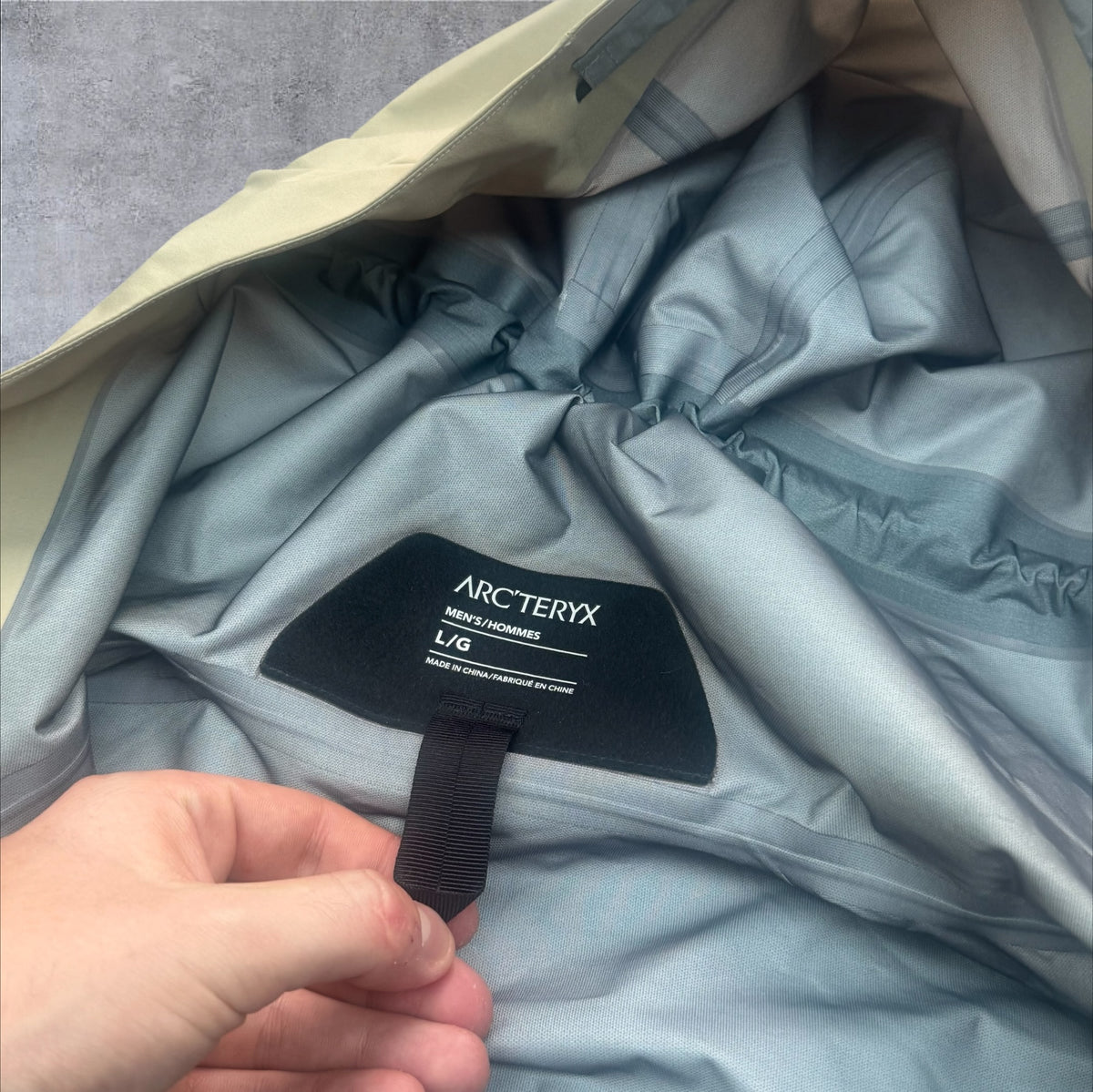 Arc'teryx Beta Gore-Tex Jacket Large Wicker RRP £400