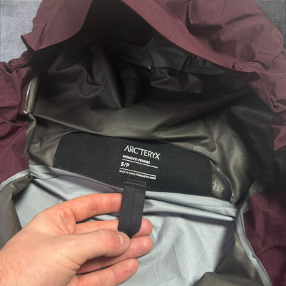Arcteryx Beta SL Hybrid Womens Small Burgundy Wine RRP £300